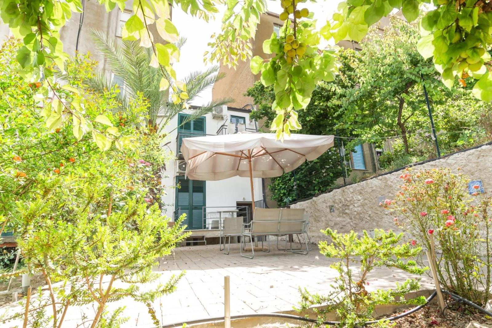 Al Qatta Bed & Breakfast Canicatti Bagian luar foto